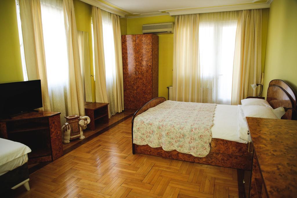 Hotel Bojatours Podgorica Exterior foto