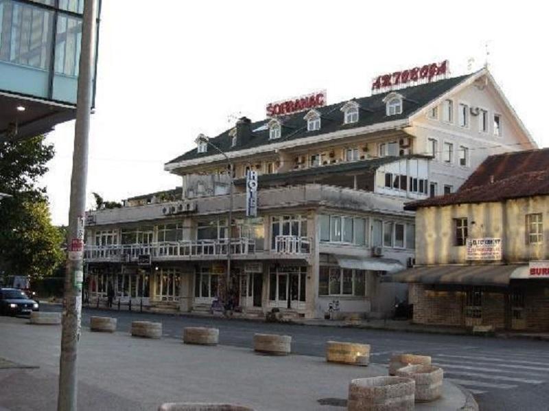 Hotel Bojatours Podgorica Exterior foto