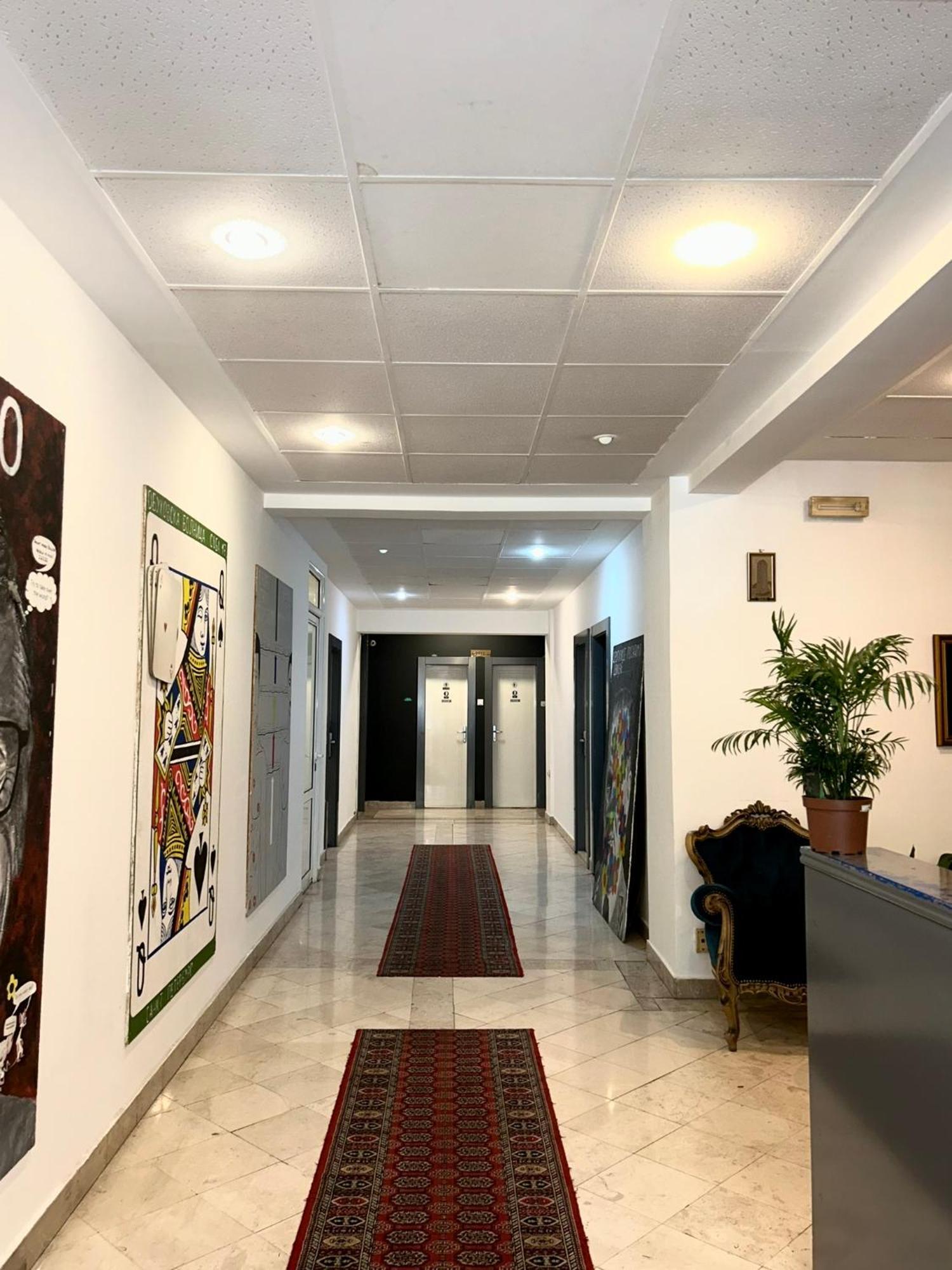 Hotel Bojatours Podgorica Exterior foto
